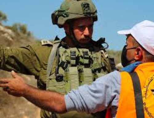 Video: Apartheid Israeli soldiers “defending  themselves against Palestinians terrorists”!