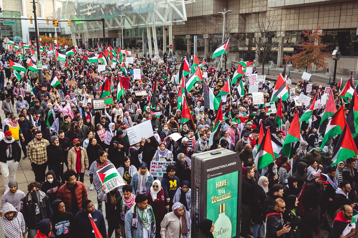 Thousands walk in Detroit requesting a ceasefire in Gaza – Palestinian ...